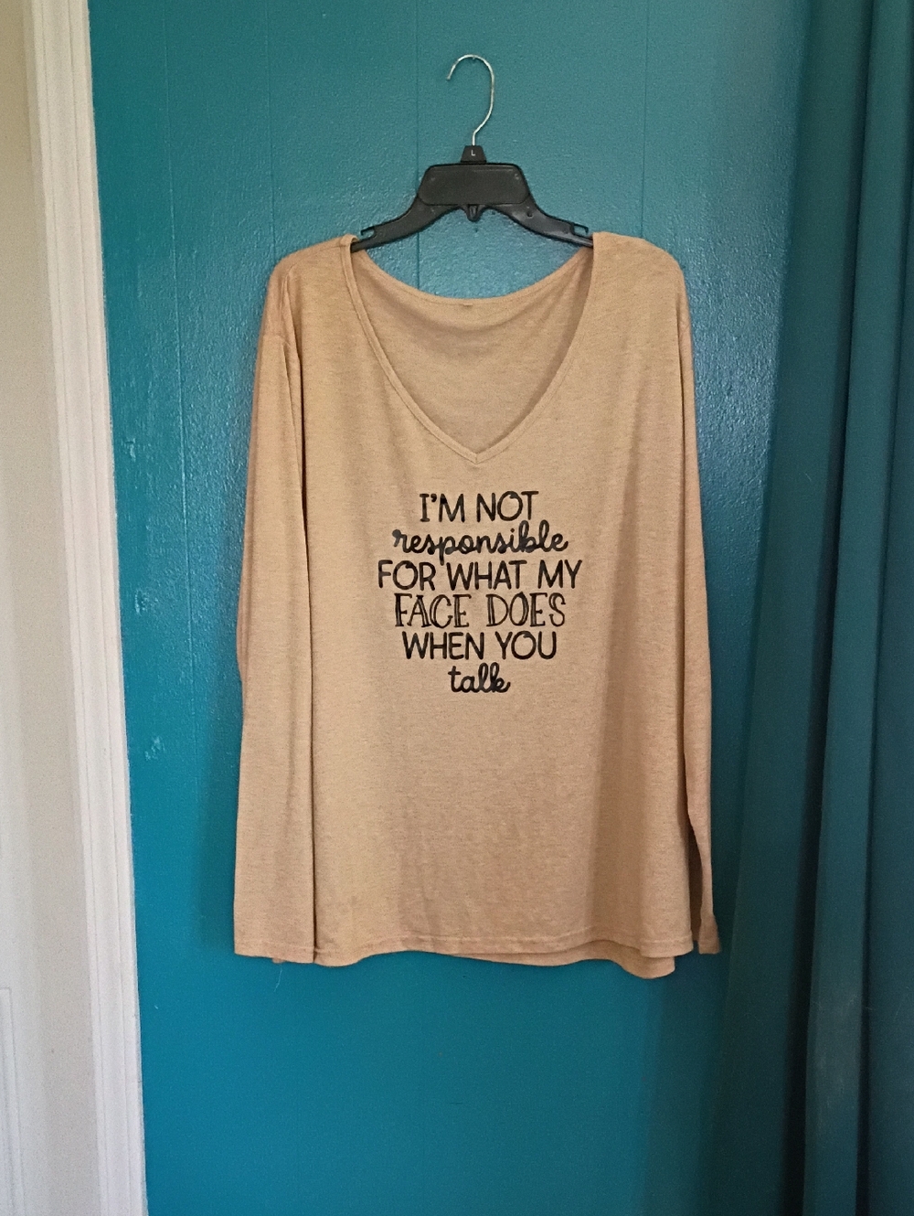 Women's Beige Graphic V-Neck Long Sleeve Top - Casual Statement Tee